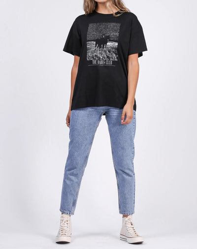 THE "EQUESTRIAN" OVERSIZED BOXY TEE T-Shirt BRUNETTE THE LABEL 