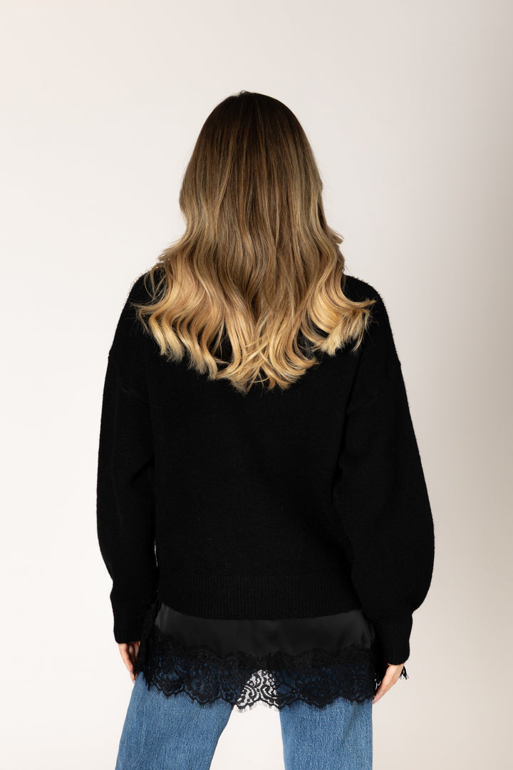 BOWS SWEATER