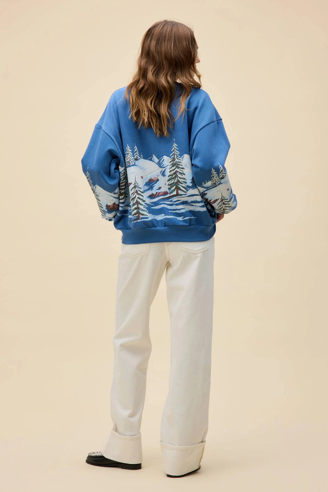 ALPINE SKI SCENE OVERSIZED CREW SWEATER DAYDREAMER 