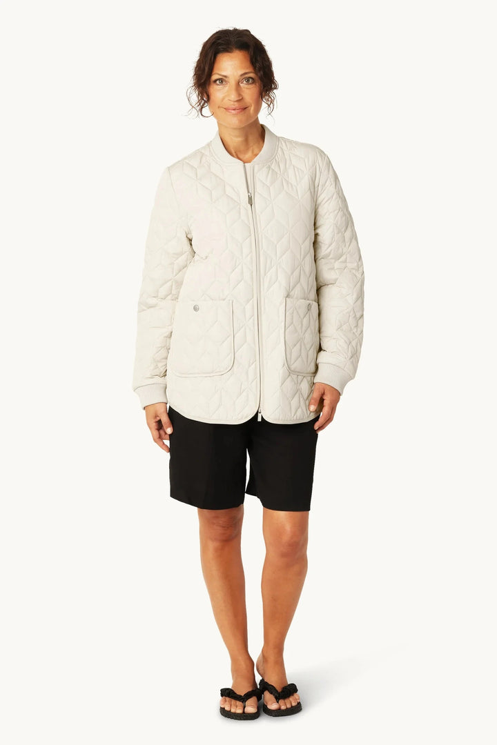 ART QUILTED COAT COAT ILSE JACOBSEN 