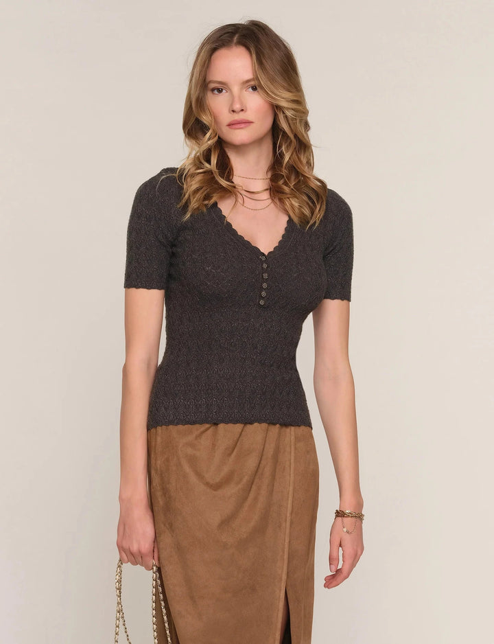 AUDRINA TOP TOP HEARTLOOM 
