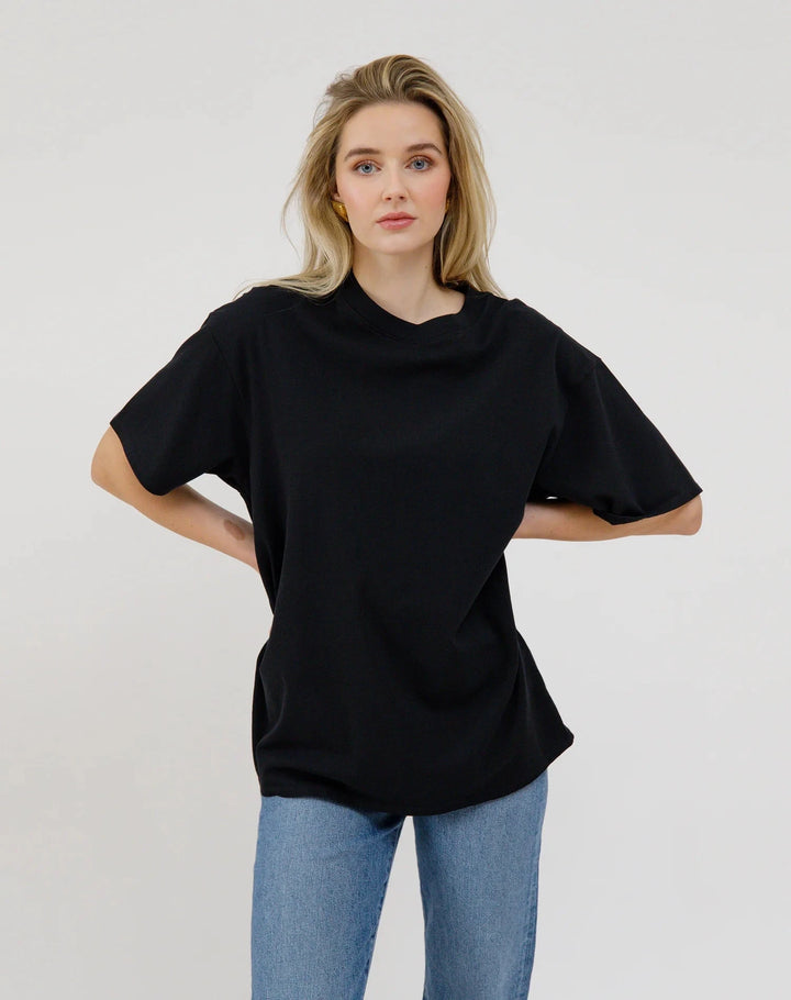 BOXY TEE T-Shirt BRUNETTE THE LABEL XS/S BLACK 