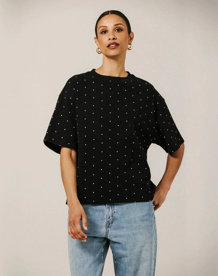 BOXY TEE T-Shirt BRUNETTE THE LABEL XS/S BLACK/WHITE DOT 
