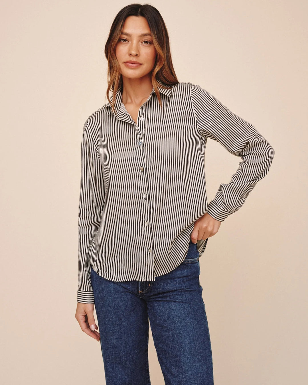BUTTON DOWN SHIRT