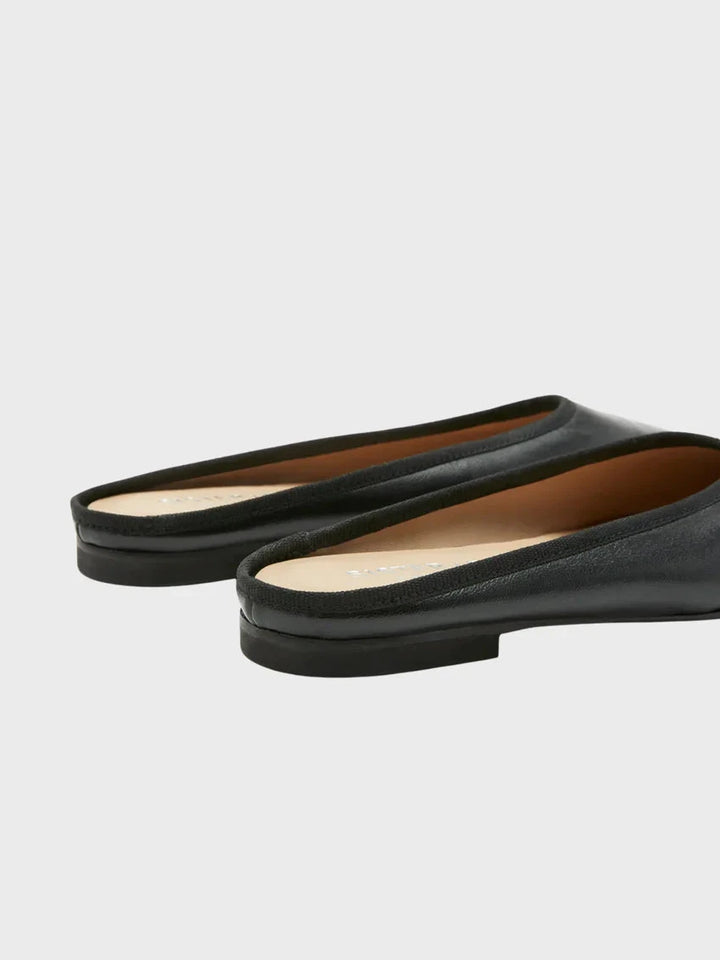 COLLINS FLATS SISTER SOEUR 