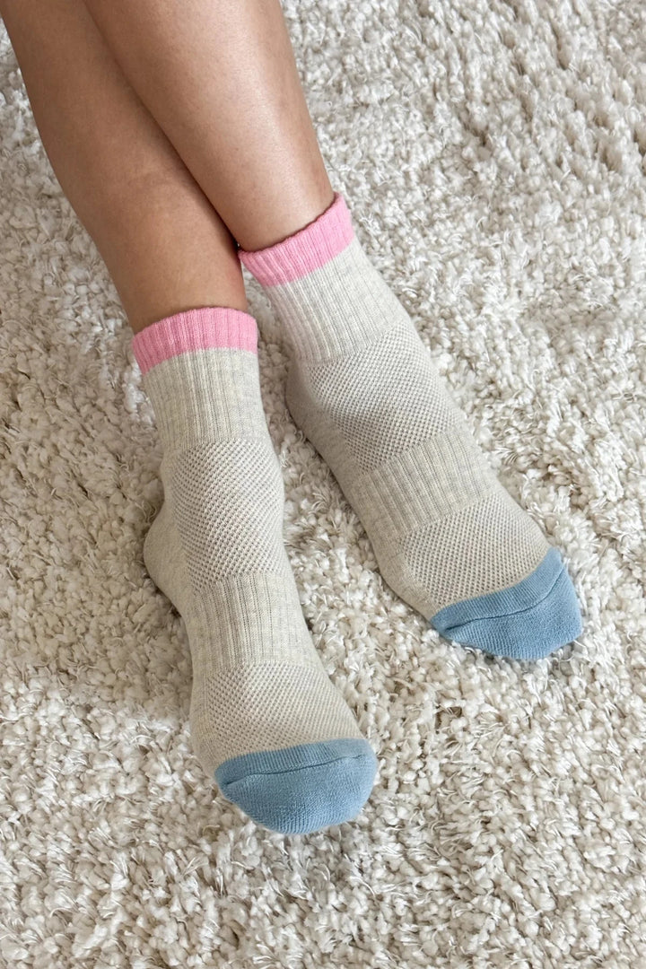 COLOR BLOCK GIRLFRIEND SOCKS - GREY PINK Socks LE BON SHOPPE 