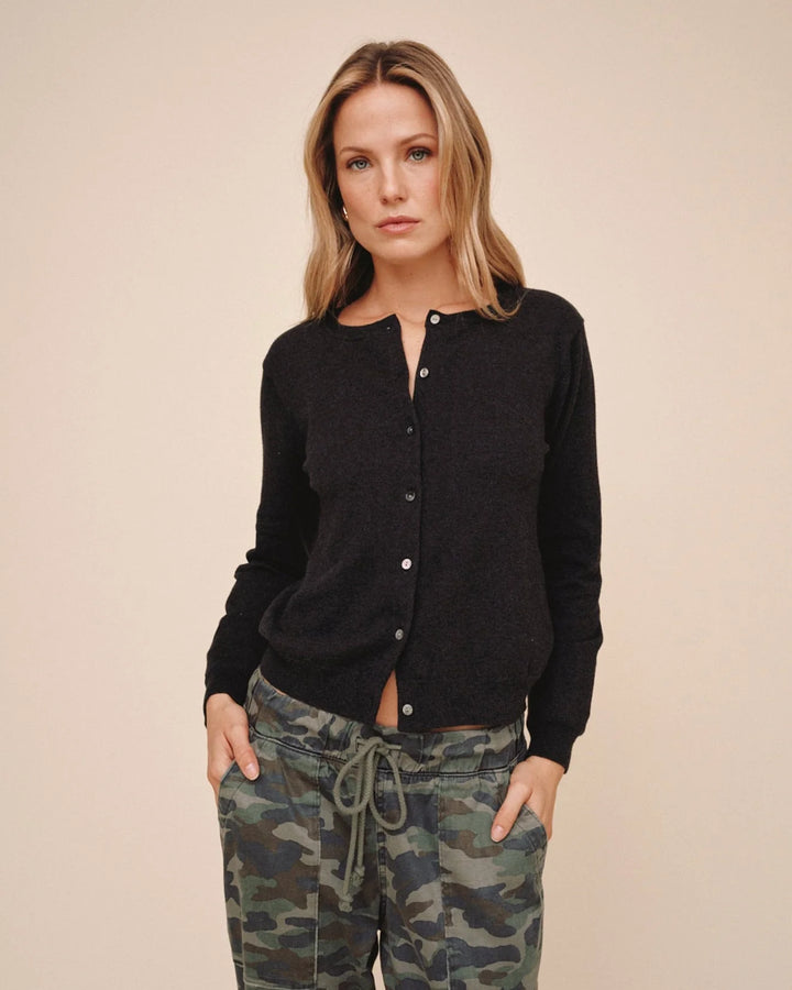 CREWNECK CARDIGAN