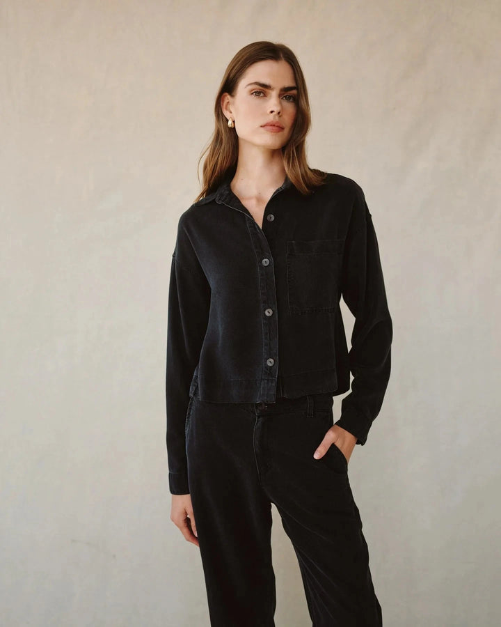CROP POCKET BUTTON DOWN TOP BELLA DAHL 