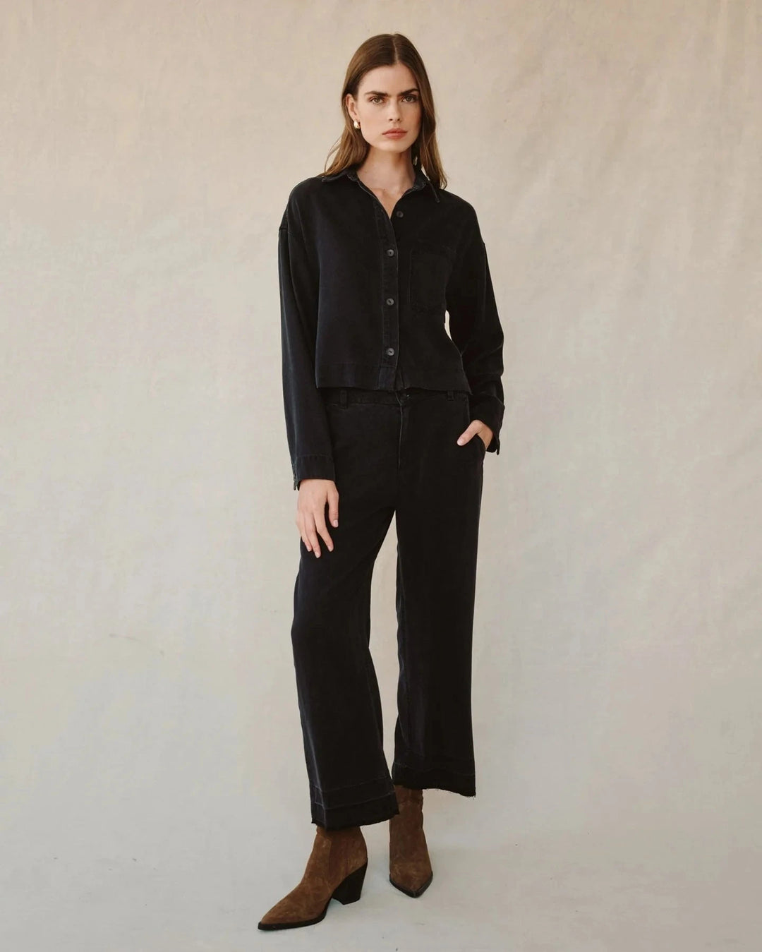 CROP POCKET BUTTON DOWN TOP BELLA DAHL 