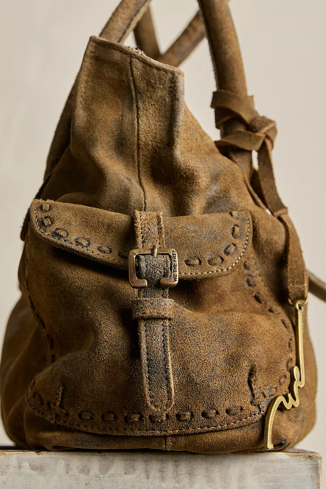 AUSTIN SHOULDER BAG