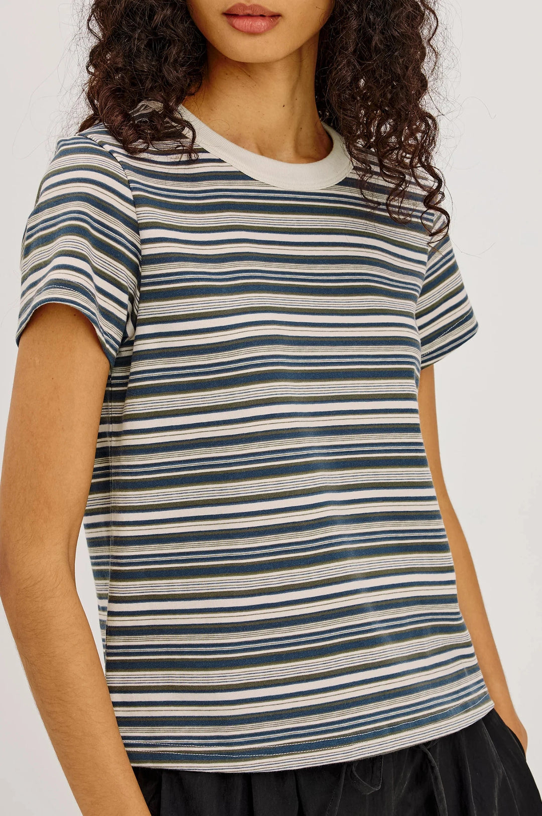 GIRLFRIEND TEE T-Shirt RAILS 