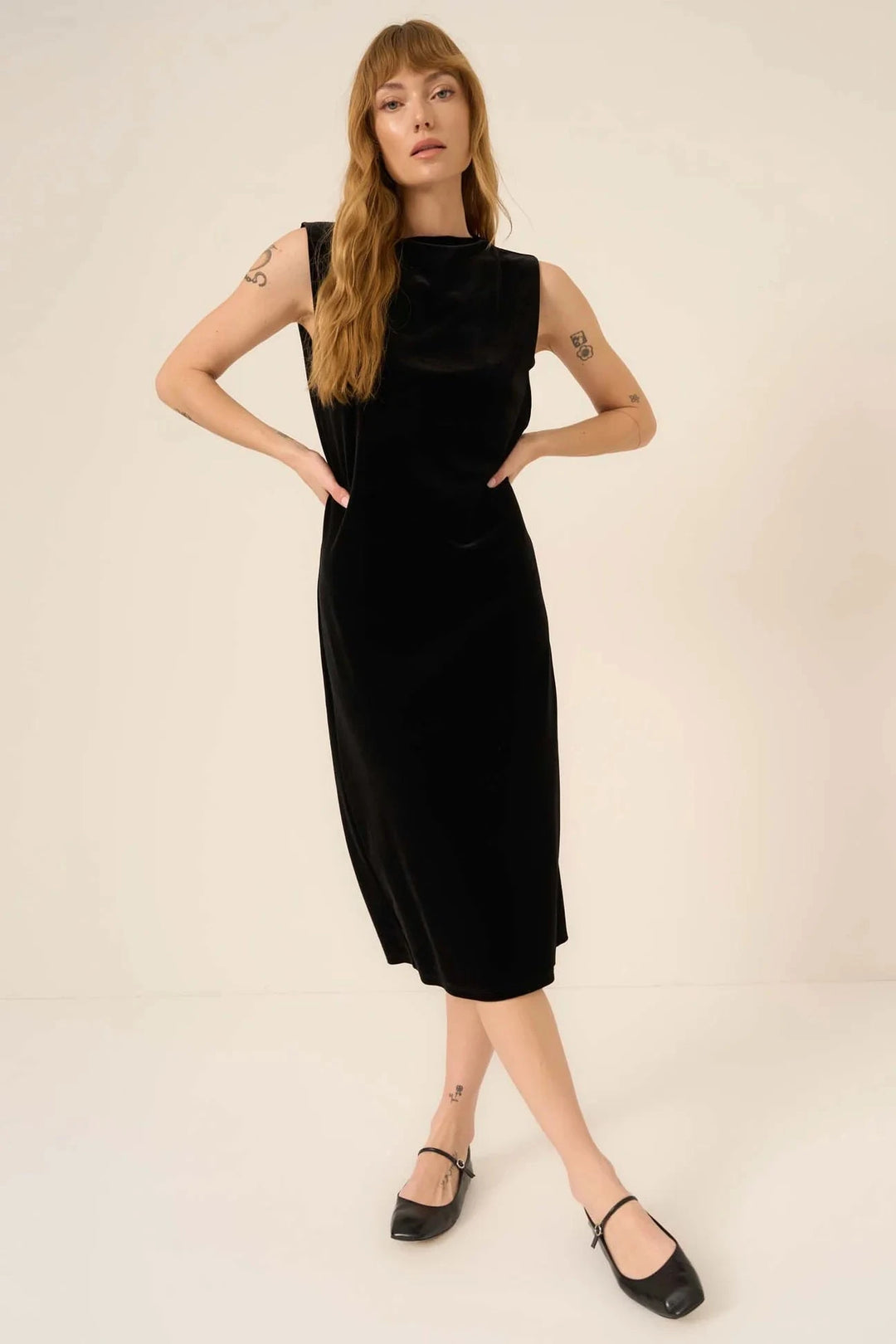 HEADING OUT VELVET DRESS Dress PROJECT SOCIAL T 
