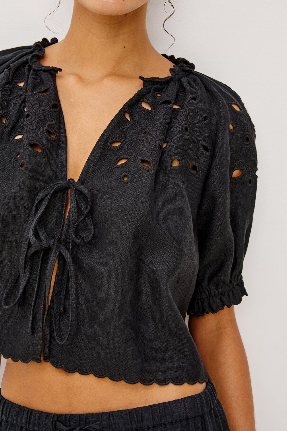LIZBETH TOP TOP RAILS 