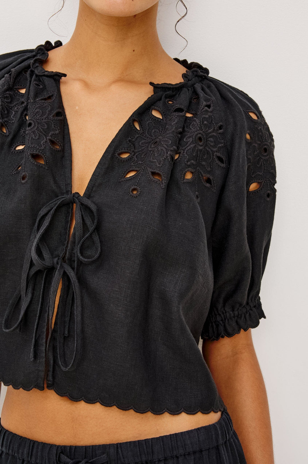LIZBETH TOP TOP RAILS 