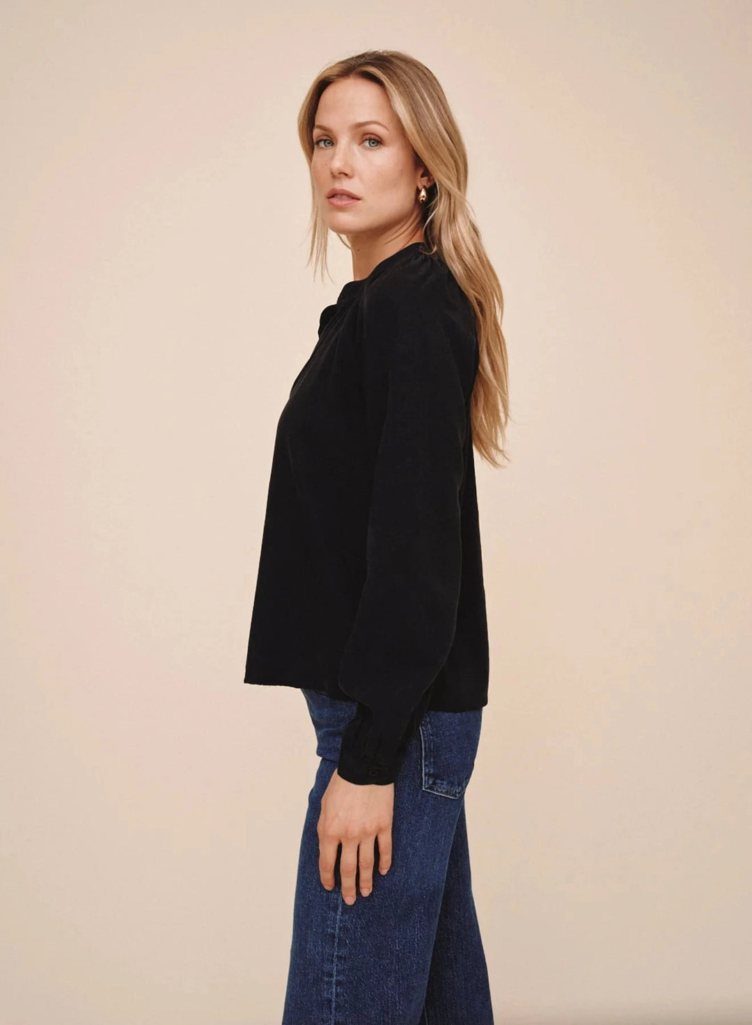 LONG SLEEVE PLACKET PULLOVER Purses BELLA DAHL 