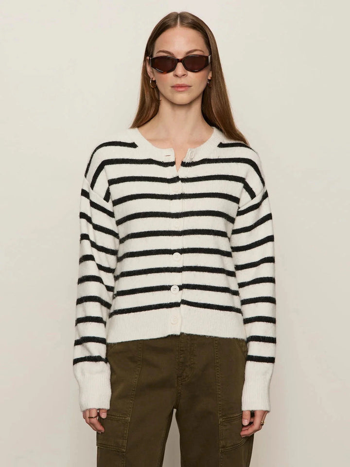 MUST HAVE CARDI SWEATER SANCTUARY 