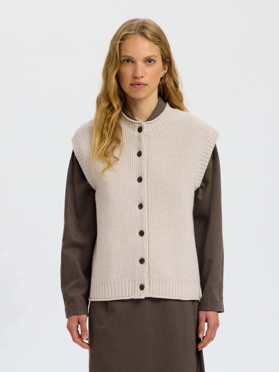 NATHIA VEST SWEATER SELECTED 