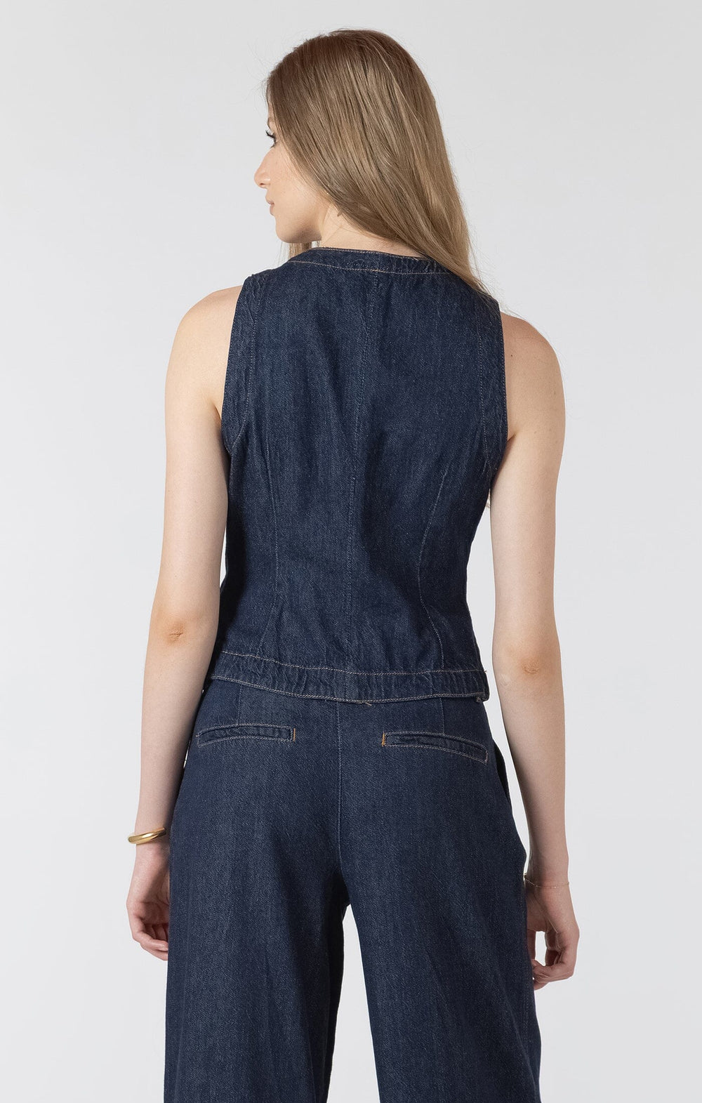 PALMER VEST TOP BLACK TAPE 