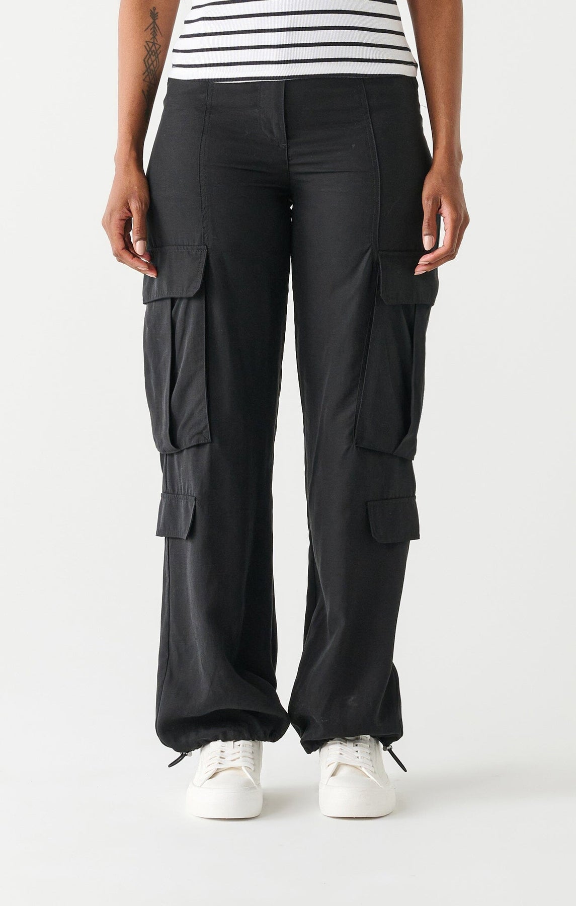 Looking This Good Cargo Pants (Black) - Bella V Boutique