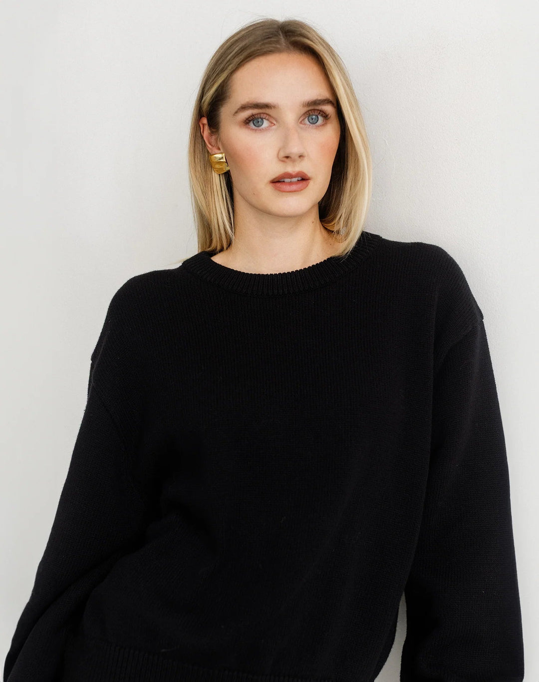 PERFECT KNIT CREW SWEATER BRUNETTE THE LABEL 