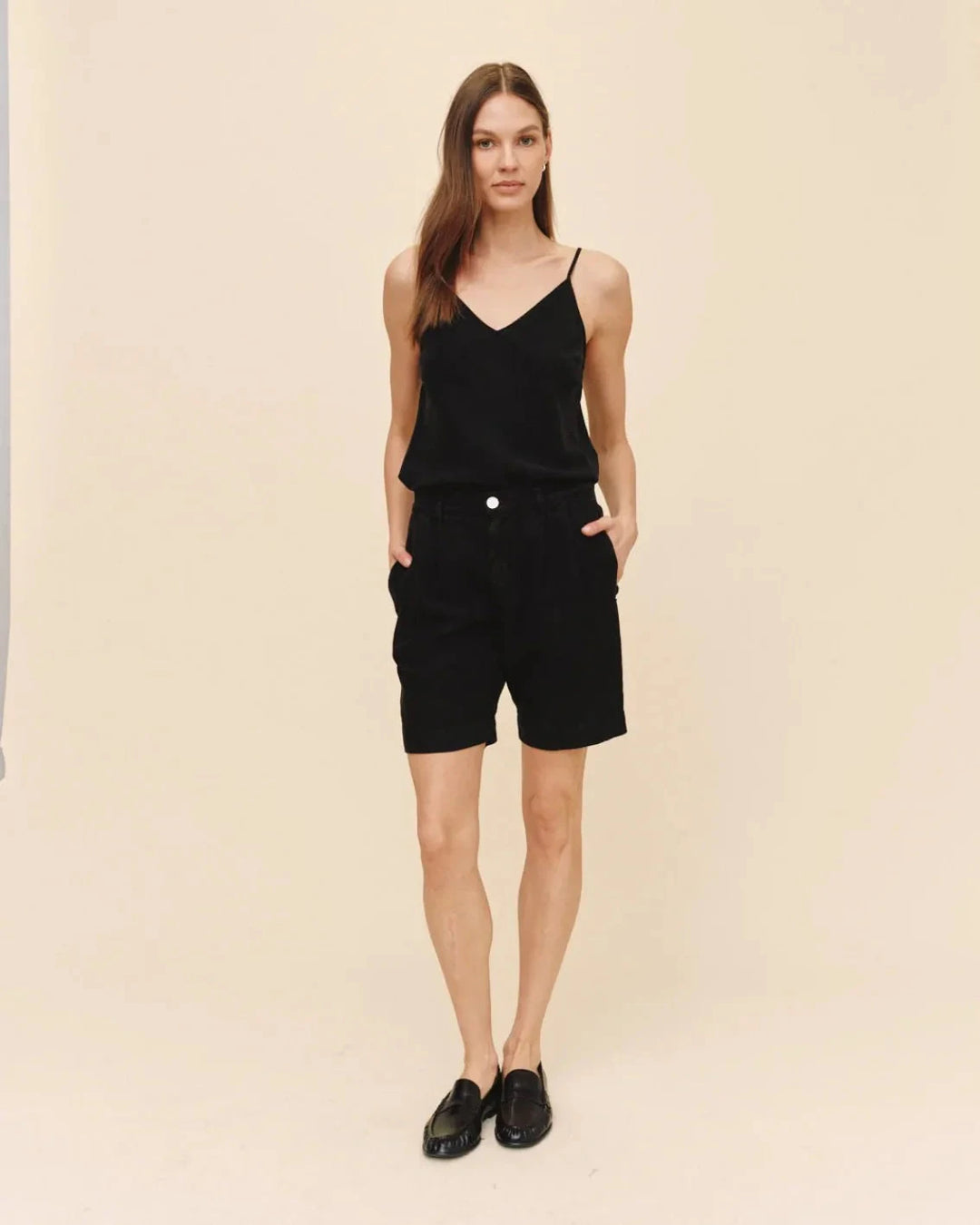 PLEATED BERMUDA SHORT SHORTS BELLA DAHL 