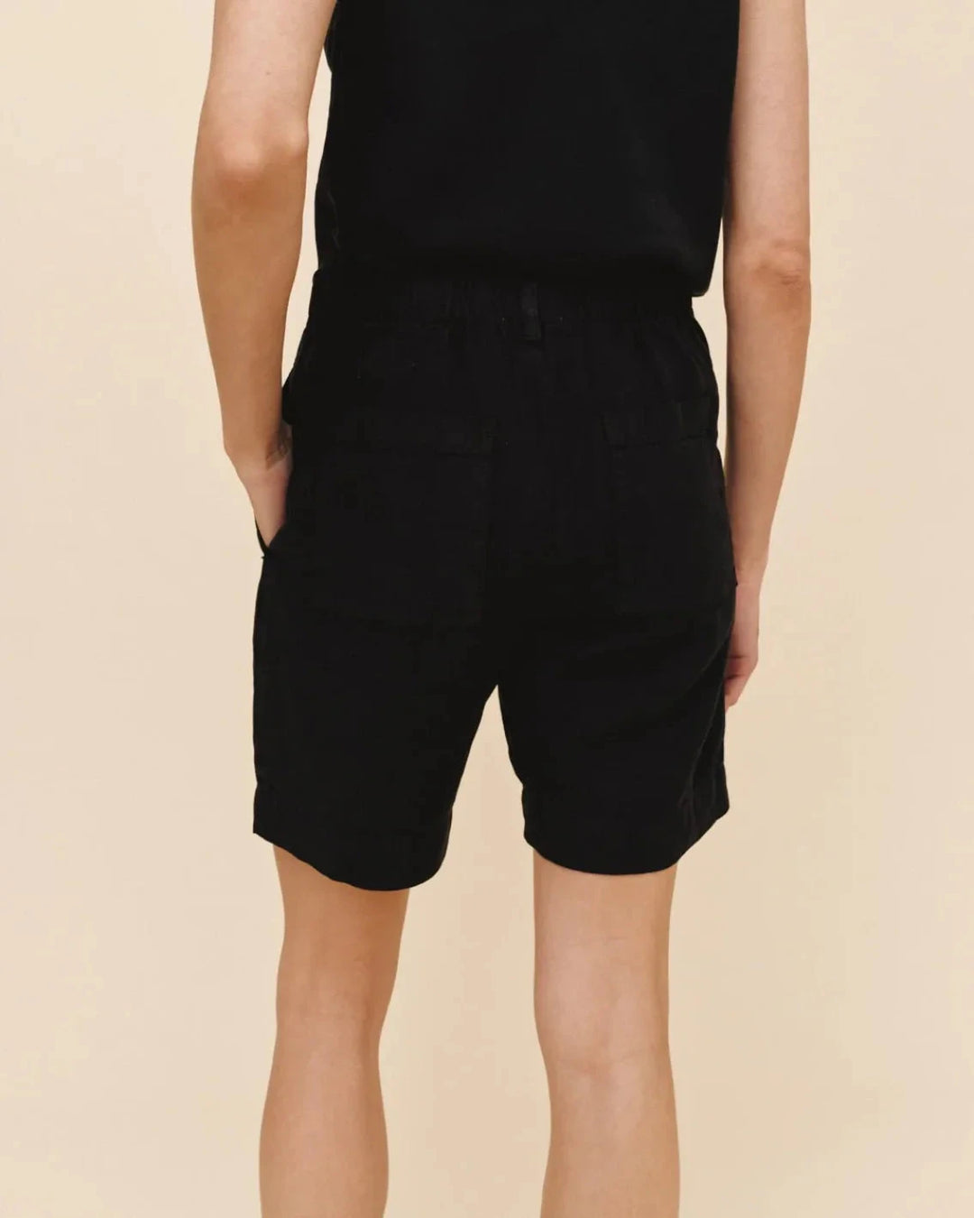PLEATED BERMUDA SHORT SHORTS BELLA DAHL 