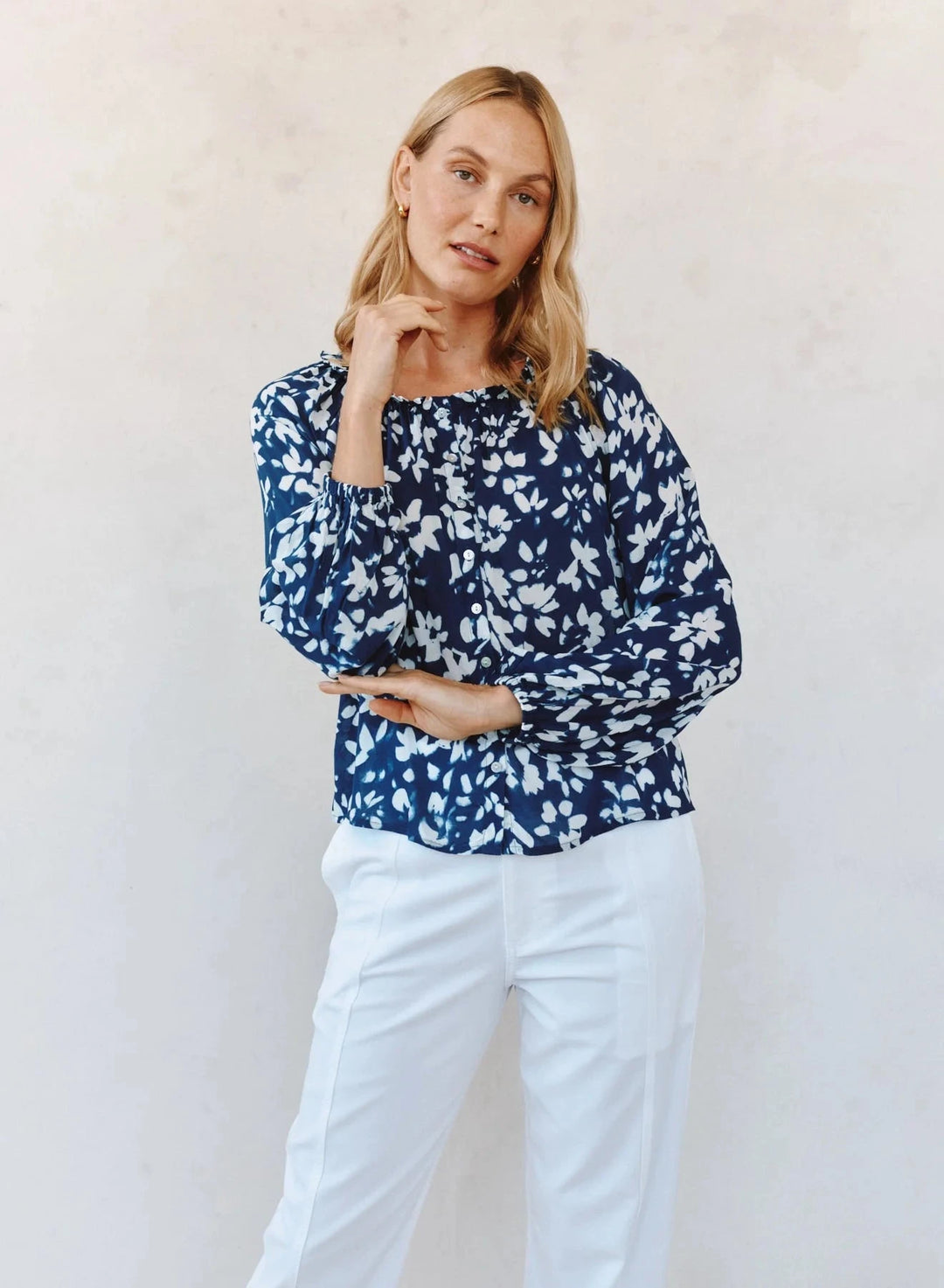 RUFFLE NECK RAGLAN BUTTON DOWN top BELLA DAHL 