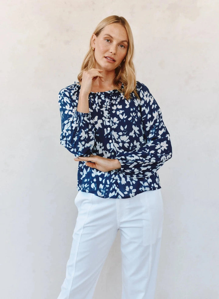RUFFLE NECK RAGLAN BUTTON DOWN top BELLA DAHL 