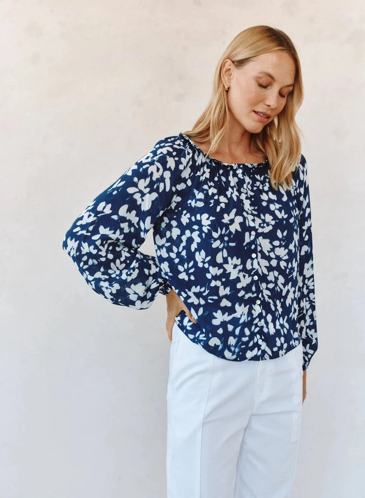 RUFFLE NECK RAGLAN BUTTON DOWN top BELLA DAHL 