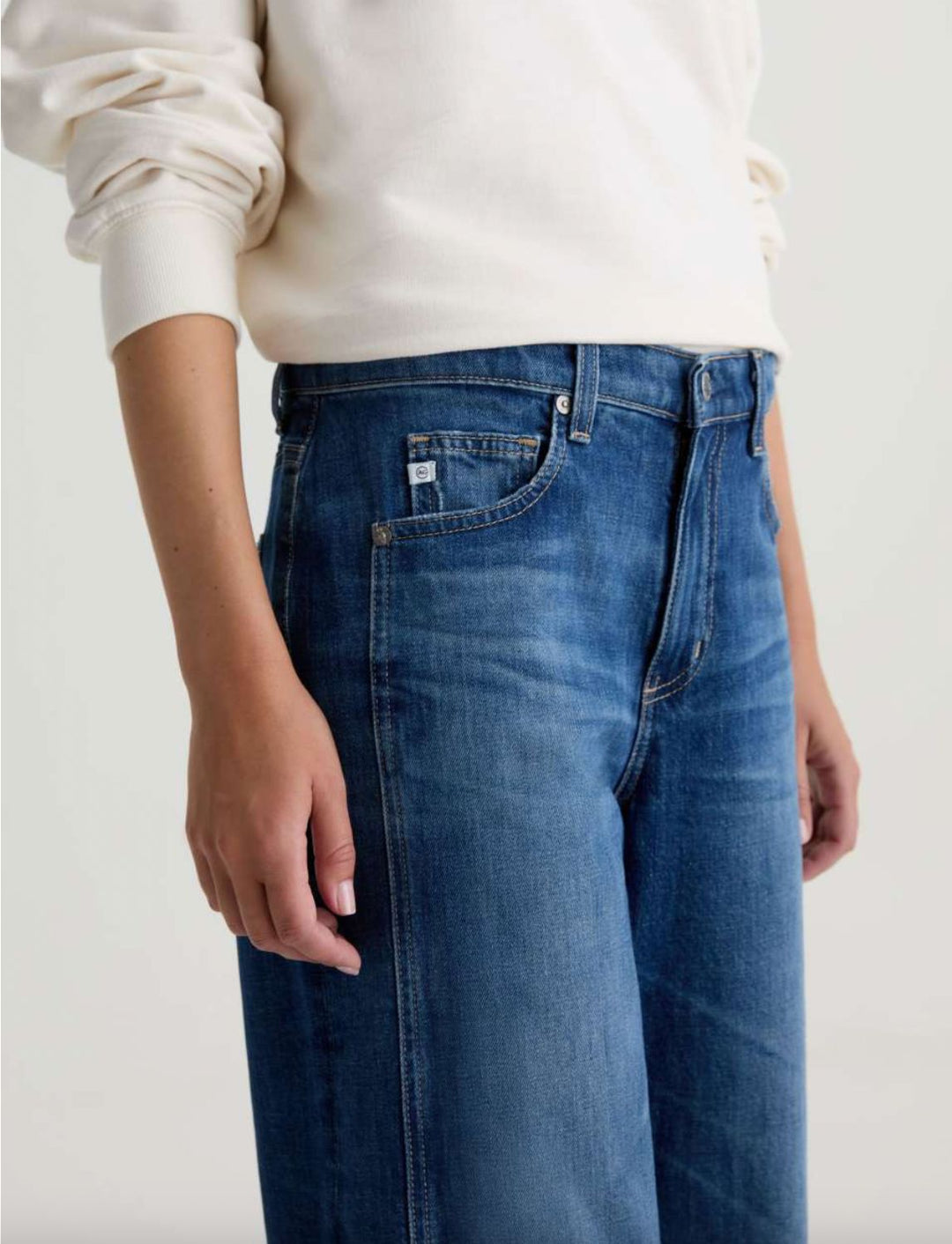 SAIGE WIDE CROP - WATERMIST DENIM AG 
