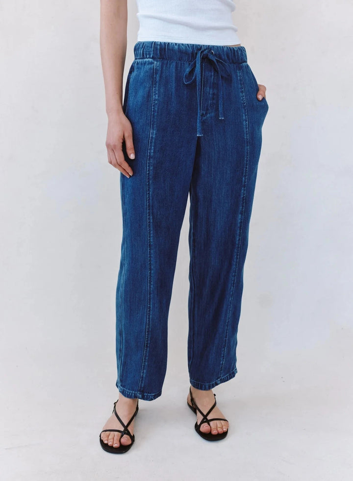 SEAMED SOFT BARREL PANT Pants BELLA DAHL 