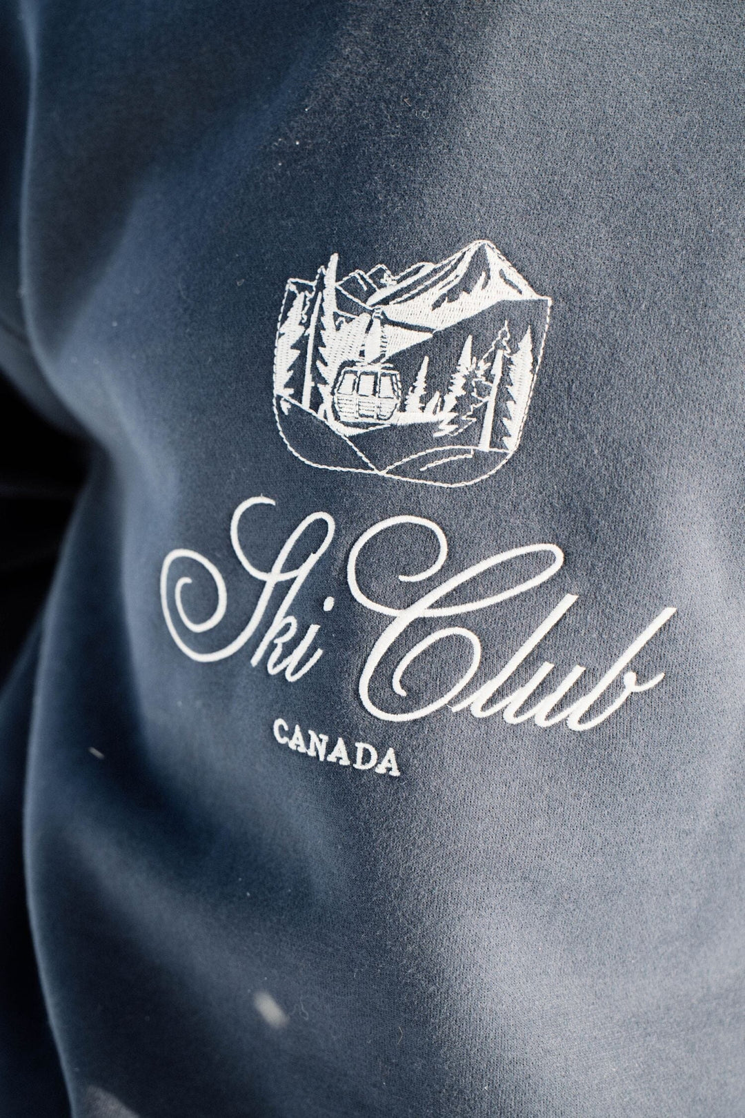 SKI CLUB SWEATERSHIRT SWEATER BLACK &amp; LIBERTY 