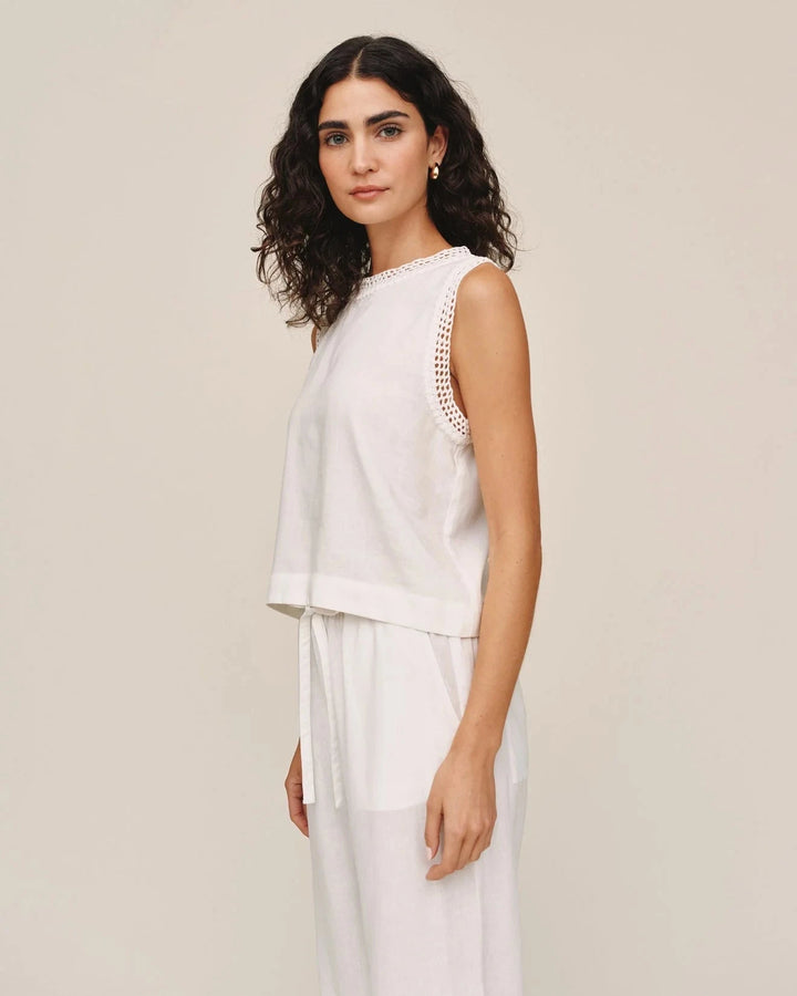 SLEEVELESS CROCHET TOP Tank Top BELLA DAHL 