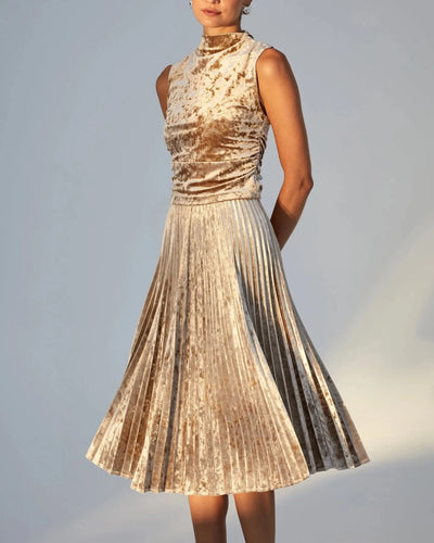 SLEEVELESS SHIRRED VELVET TOP TOP BELLA DAHL 