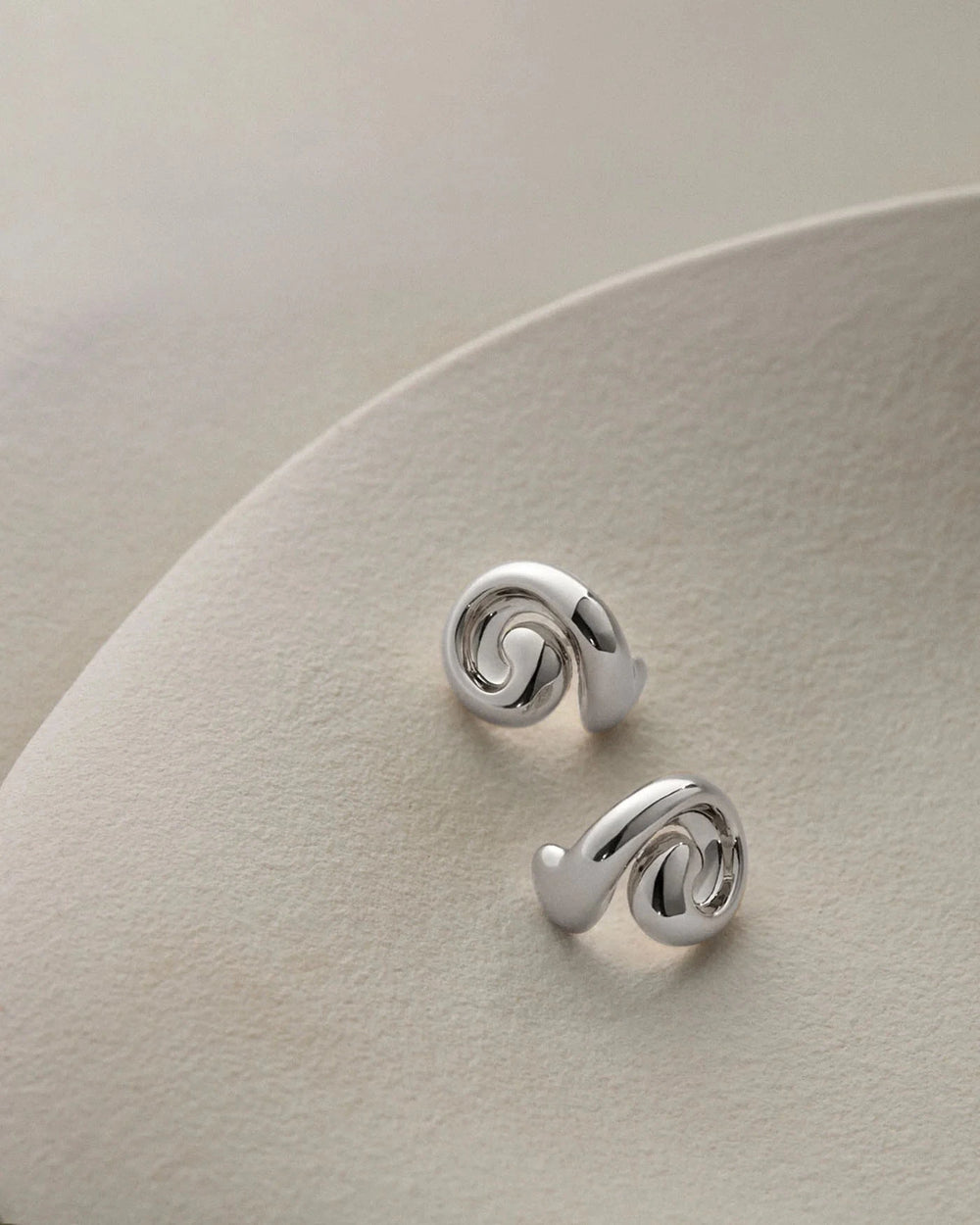 SMALL GIO EARRINGS jewelry JENNY BIRD SILVER 