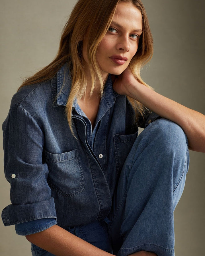 SPLIT BACK BUTTON DOWN