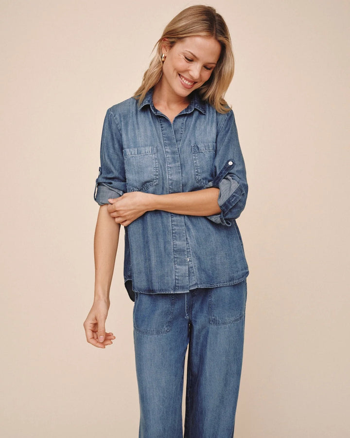 SPLIT BACK BUTTON DOWN