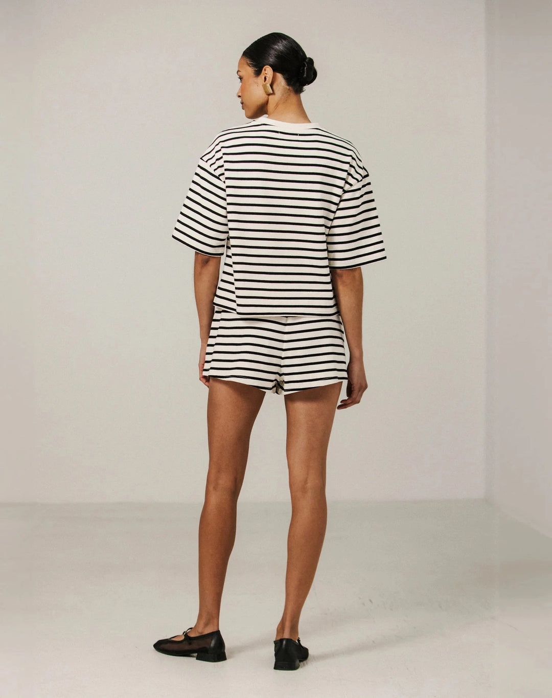 STRIPED LITTLE SISTER SHORT SHORTS BRUNETTE THE LABEL 