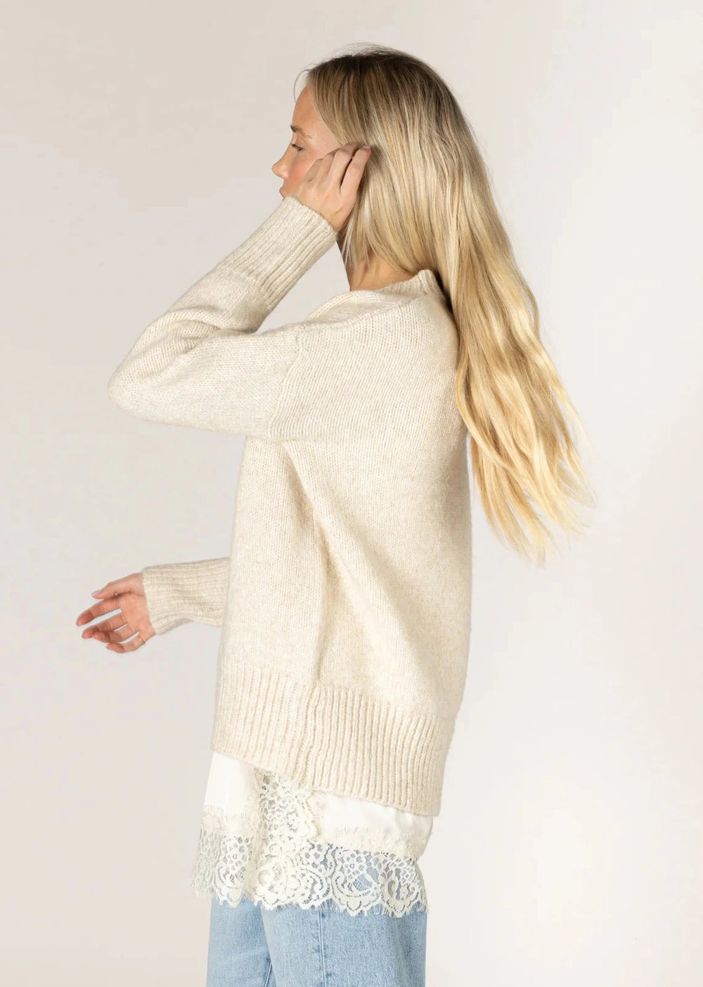 TANYA SWEATER SWEATER LYLA & LUXE 