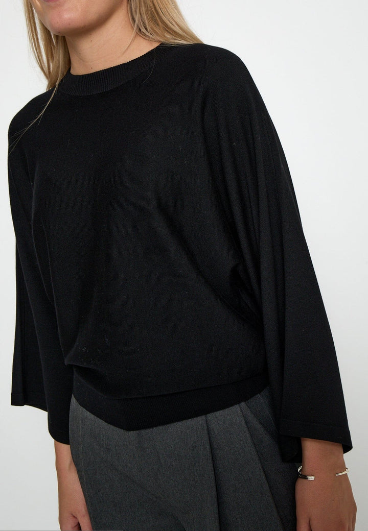 TESS KNIT T-SHIRT TOP MINUS 