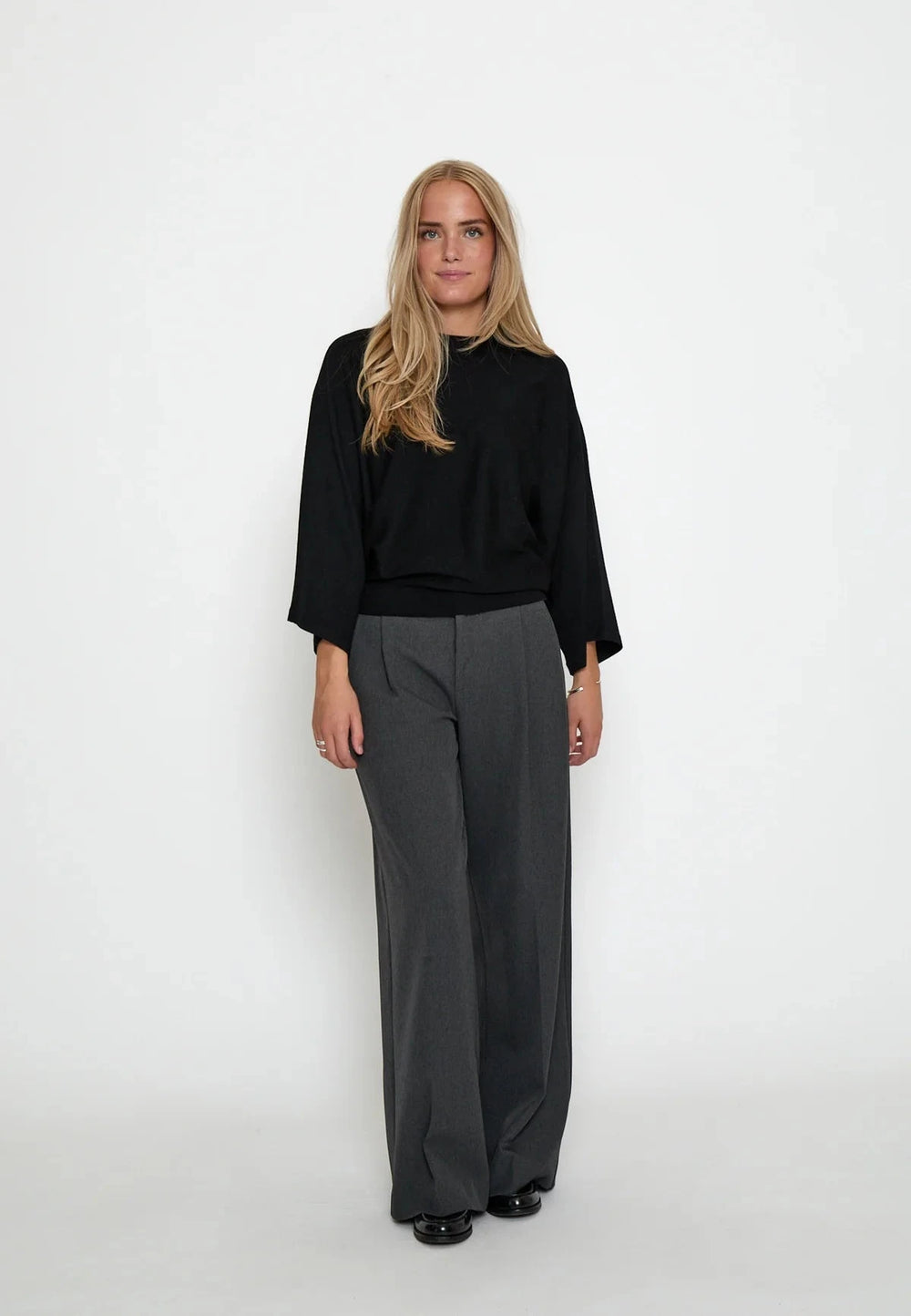 TESS KNIT T-SHIRT TOP MINUS 