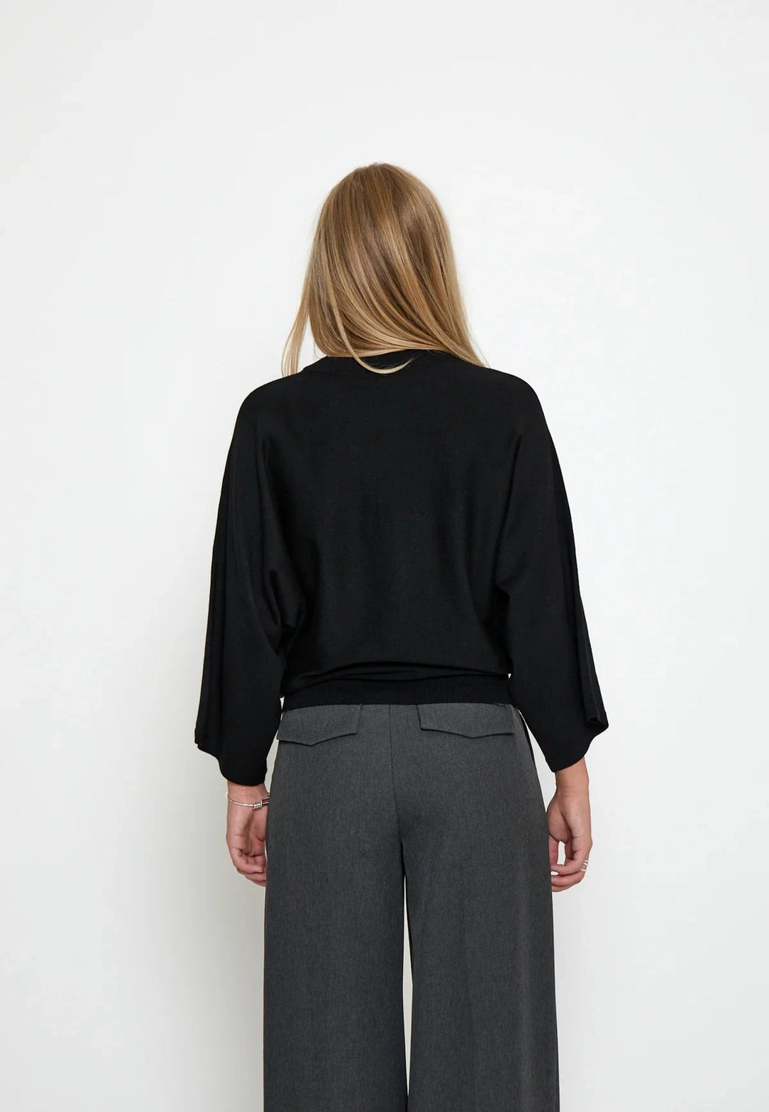 TESS KNIT T-SHIRT TOP MINUS 