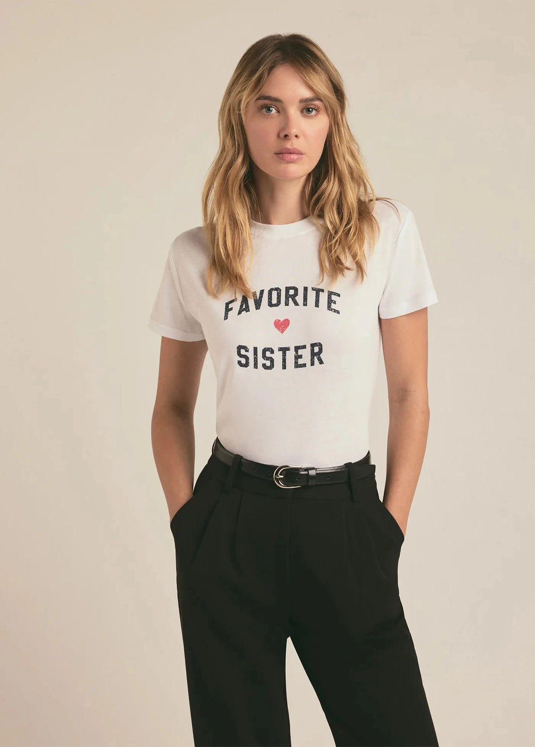 THE FAVORITE SISTER TEE T-Shirt FAVORITE DAUGHTER 