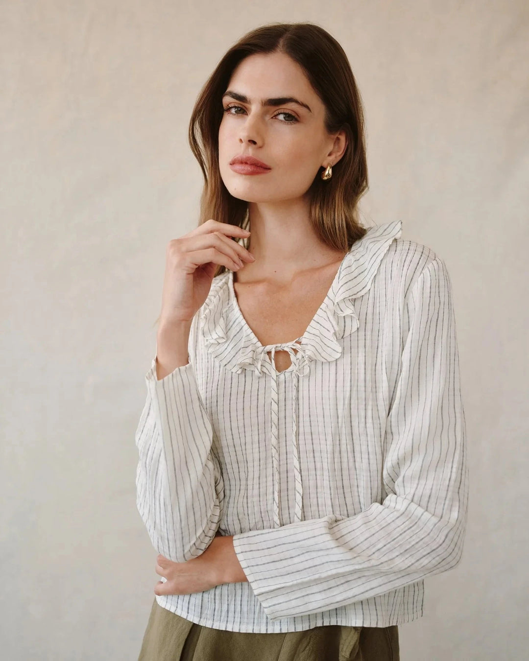 TIE RUFFLE NECK TOP TOP BELLA DAHL 
