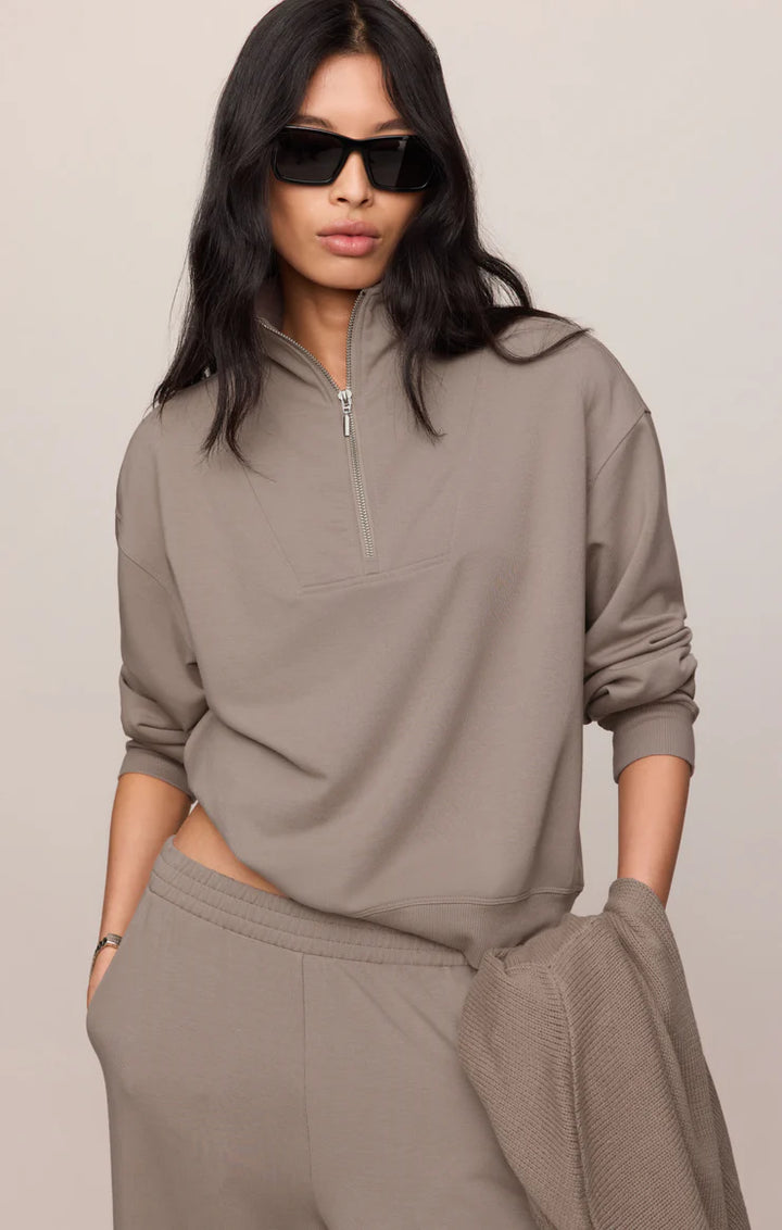 GATE CHECK SWEATSHIRT