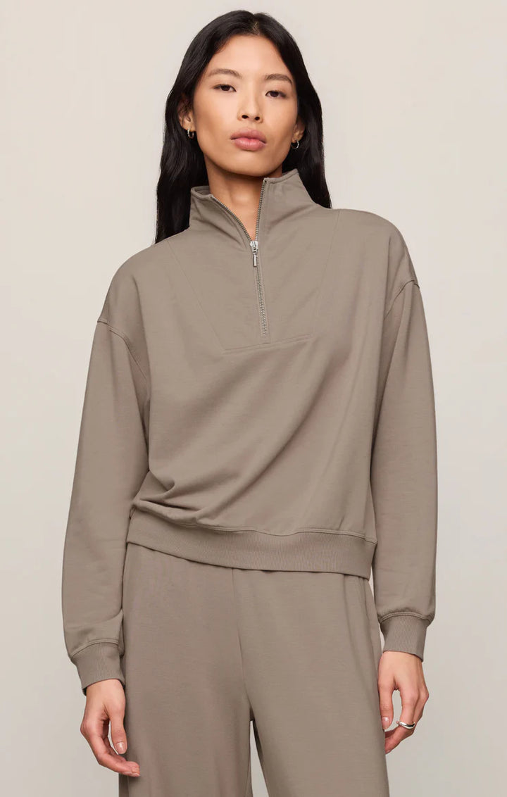 GATE CHECK SWEATSHIRT
